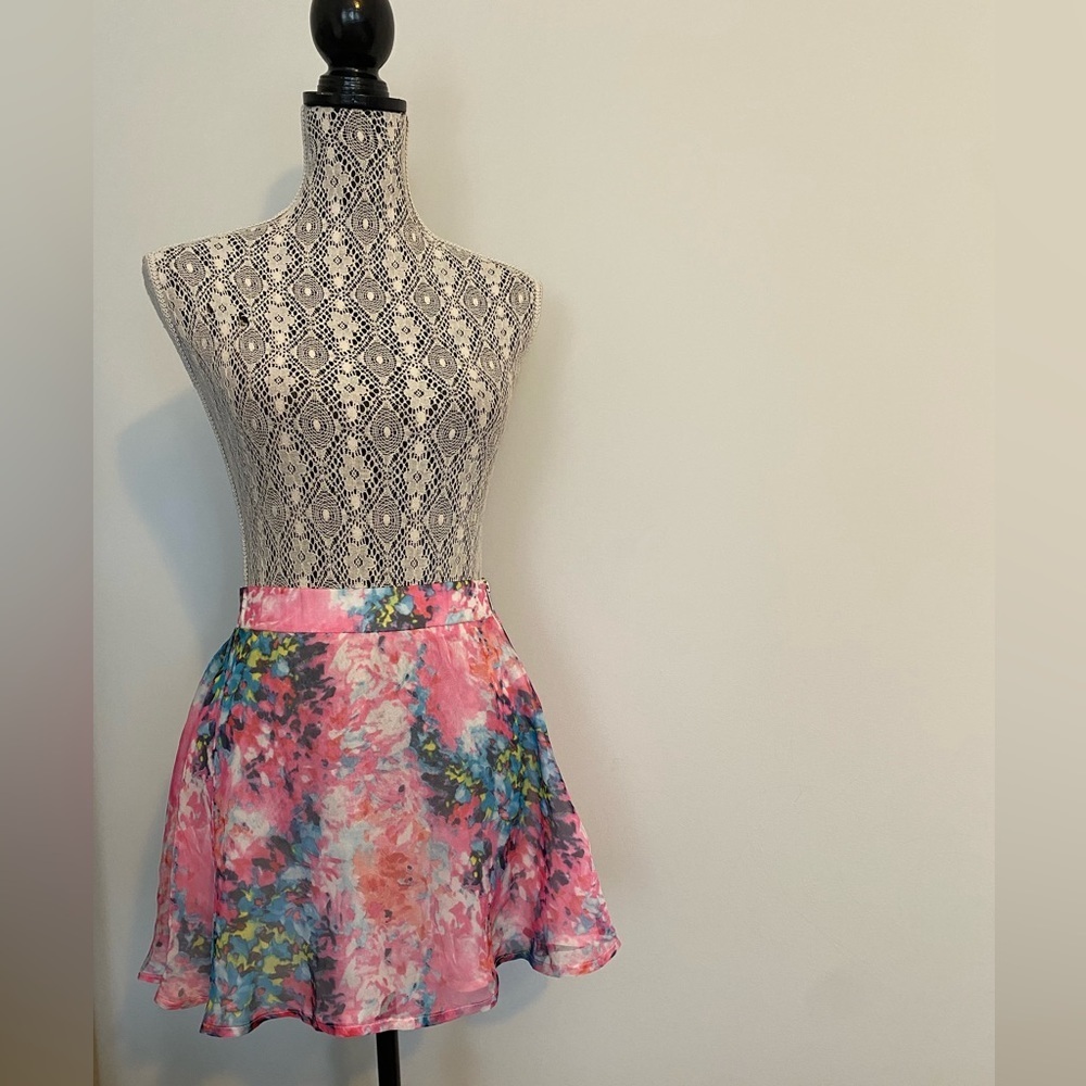 Silky mini skirt size S worn once from LF